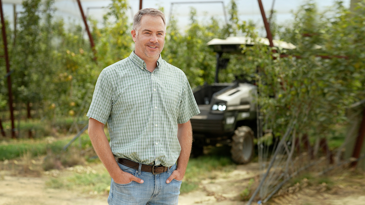 Apple Orchards with AgriMACS Inc., Mark Stennes